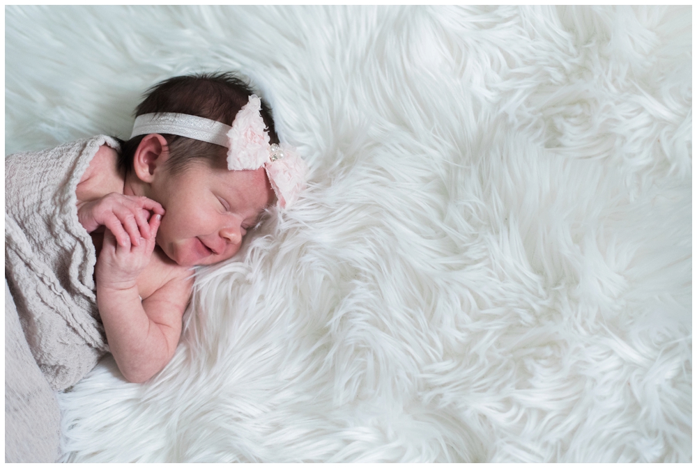Chicago Light and Airy In-Home Lifestyle Newborn Photographer